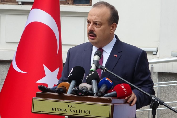 Bursa Valisi: "Cumhuriyet, erdemin, faziletin, halk iradesinin, medeniyetin, hak ve hukukun adıdır"