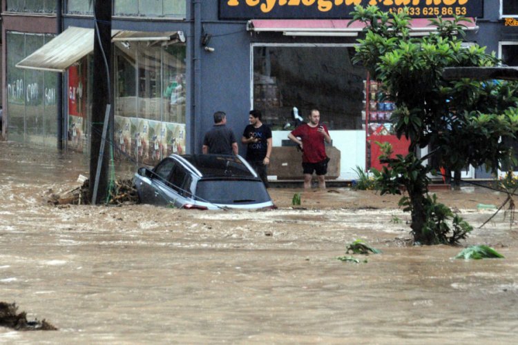 Karadeniz'de iklim değişikliği uyarısı: Sel ve heyelanlar artacak