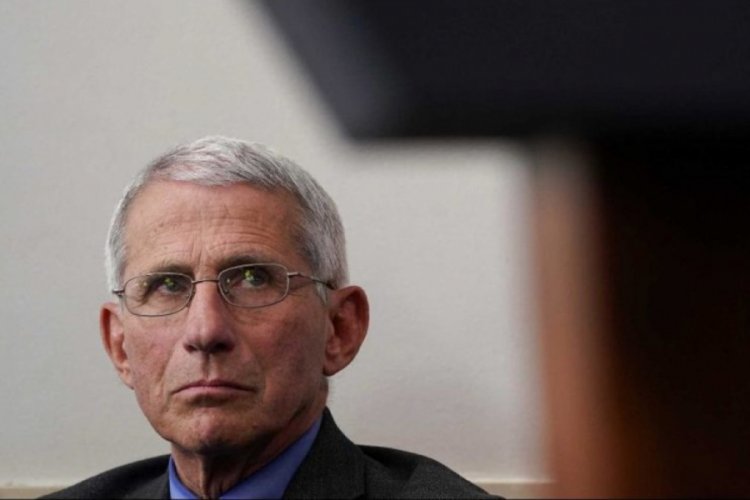 Dr. Fauci: İlk aşı yıl sonunda