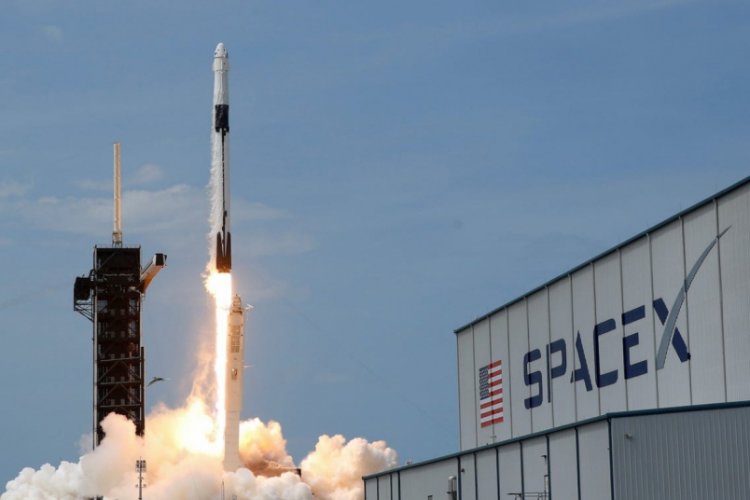 SpaceX, Mars'ta kendi kanunlarını koyacak!