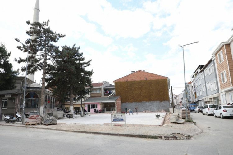 Bursa Suyolu Camii bah&ccedil;esi genişliyor