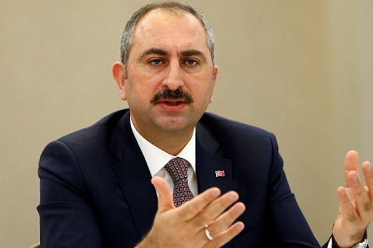 Adalet Bakanı Gül'den İzmir'deki adliye binaları açıklaması: