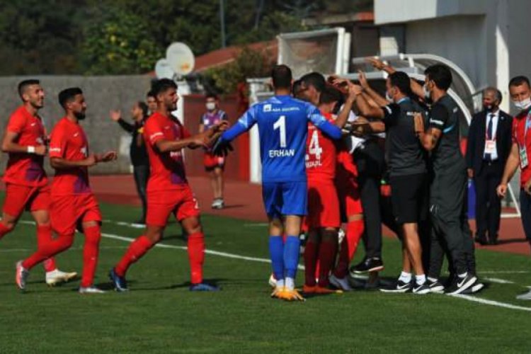 Altınordu'da 2'si futbolcu 7 kişinin Kovid-19 testi pozitif çıktı