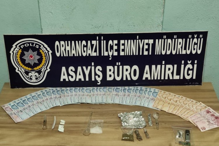 Bursa'da uyuşturucu şüphelisi 2 kişi tutuklandı