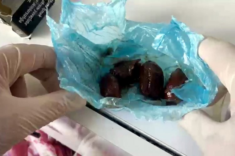 Uyuşturucu maddeyi hurmaya enjekte etmişler