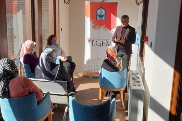 Bursa'da Yıldırımlı annelere seminer