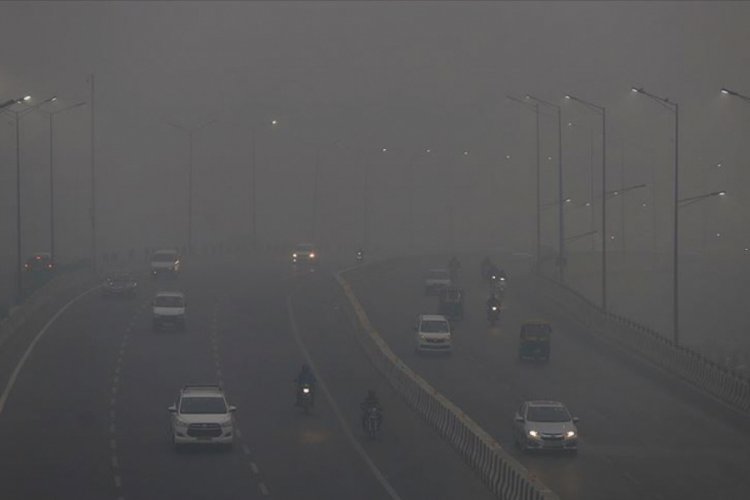 Yeni Delhi'de son 4 yılın en yoğun hava kirliliği