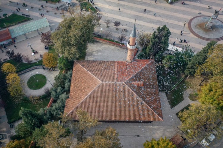 Vaniköy Camisi'nin Bursa'daki ikizi 346 yıldır ayakta