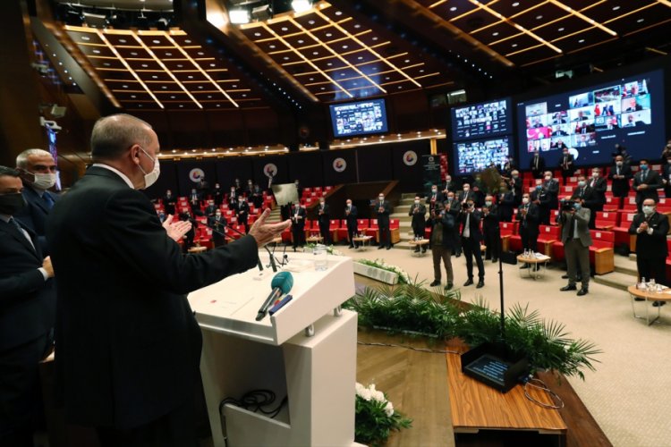 Cumhurbaşkanı Erdoğan: Y&uuml;ksek faize yatırımcımızı ezdirmememiz gerekiyor