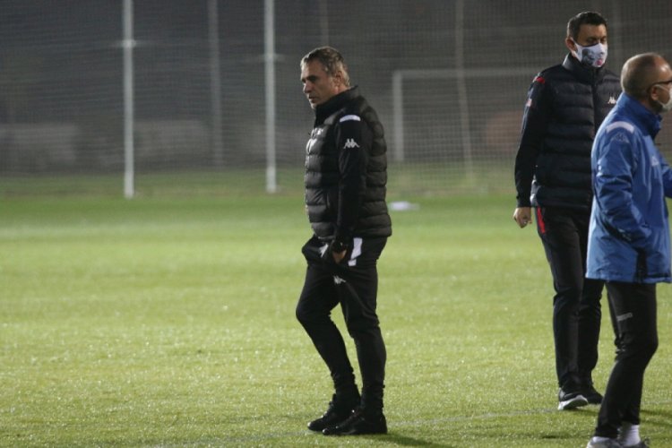 Antalyaspor'da Yanal'ın hedefi ilk maçında galibiyet
