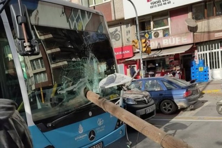 Otobüsün camından direk girdi, ölümden kıl payı kurtuldu