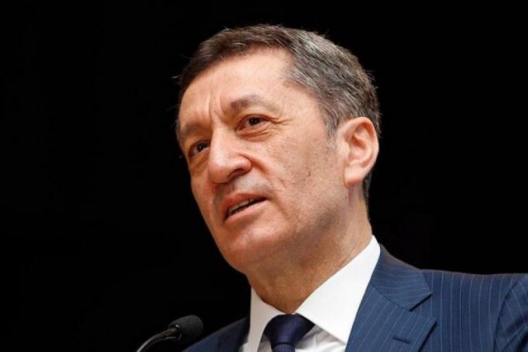 Bakan Sel&ccedil;uk: &Ouml;zlediğimiz her şeye yeniden kavuşacağız