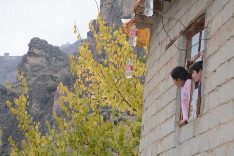 Hakkari'de 50 yıllık &ccedil;ığ kabusuna son verildi