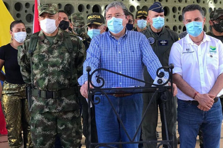 Kolombiya'da &ccedil;ifte silahlı saldırı: 13 &ouml;l&uuml;
