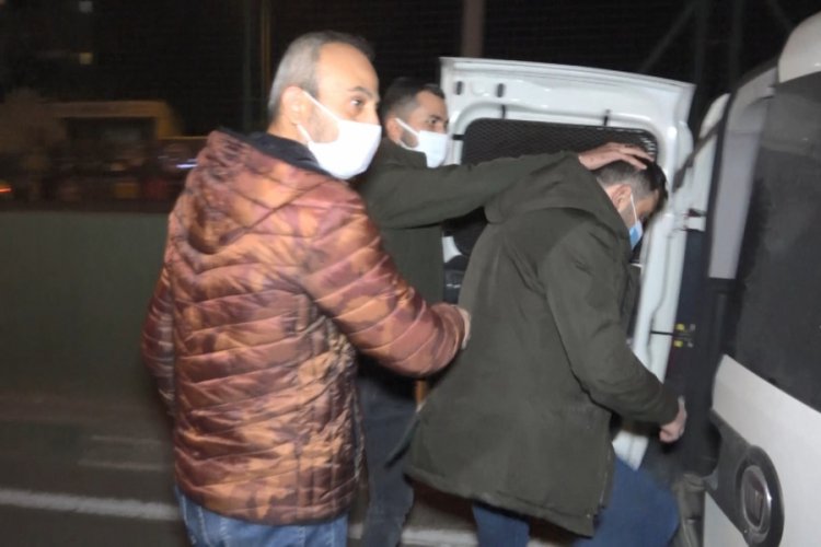Bursa'da kız arkadaşıyla gezerken yasağı ihlal etti, otomobilinden de uyuşturucu çıktı