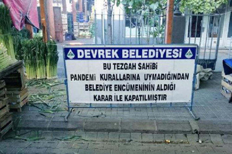 Koronavir&uuml;s tedbirlerine uymayan 2 pazarcıya 'tezgah kapatma' cezası