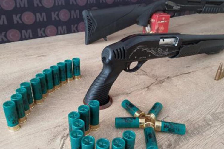 Silah ka&ccedil;ak&ccedil;ılığı operasyonu: 4 g&ouml;zaltı