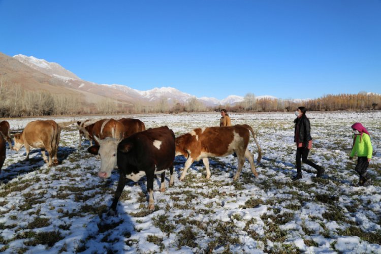 &Ouml;ğrenciler ve velileri fedakar &ouml;ğretmenlerini unutmadı