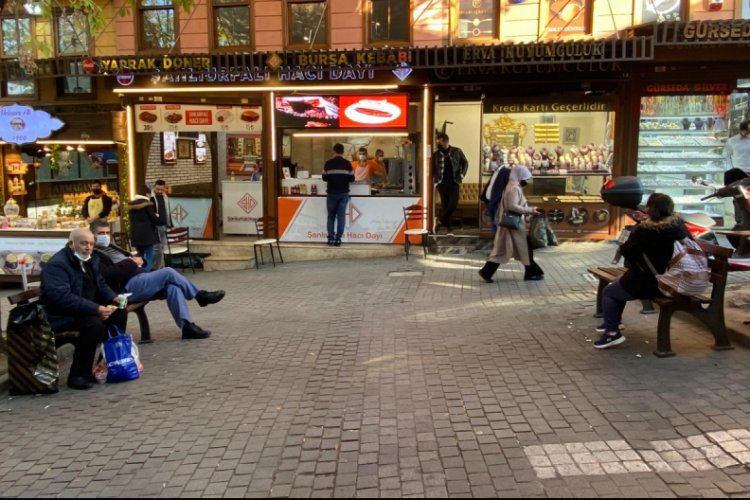Yeni kısıtlamalar Bursa esnafını nasıl etkiledi? (&Ouml;ZEL HABER)