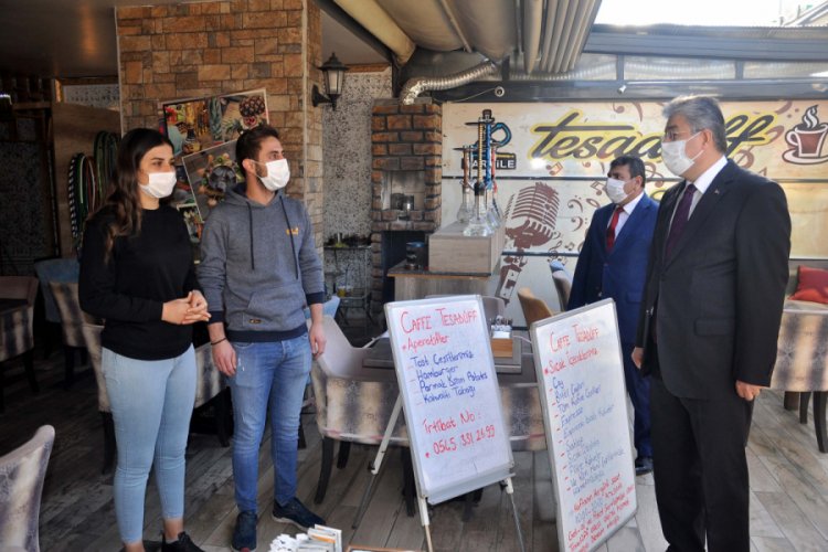Osmaniye Valisi: Kadirli'de 53 sağlık personelinin Covid-19 testi pozitif &ccedil;ıktı