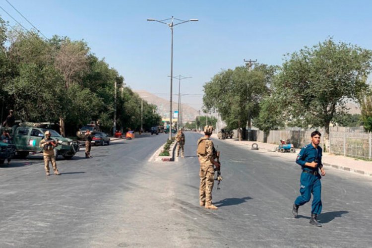 Afganistan'da iki ayrı patlama: 17 ölü, 50 yaralı