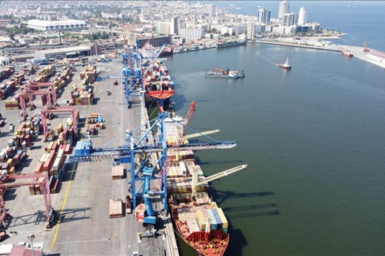 TCDD İzmir Alsancak Limanı yeniden Ro-Ro operasyonlarına a&ccedil;ıldı