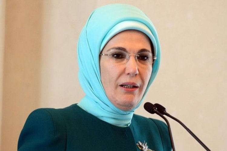 Emine Erdoğan'dan TV eleştirisi: Katiller ve mafya babaları rol model olmasın