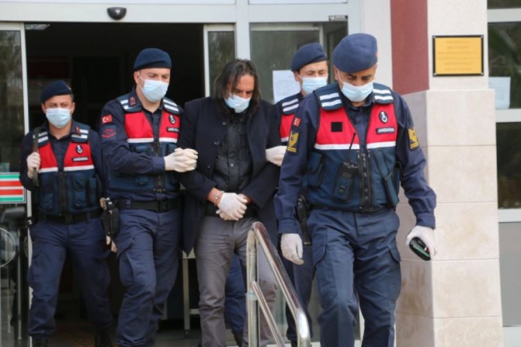 Eski eşi ve oğlunu &ouml;ld&uuml;ren sanık: Beni beş parasız bıraktı
