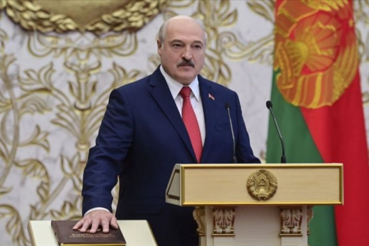 Lukaşenko: Yeni anayasa ile artık cumhurbaşkanı olarak çalışmayacağım