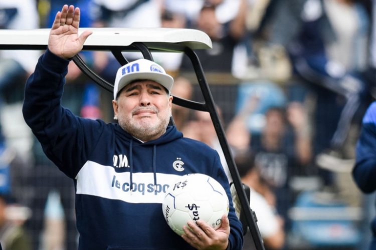 Maradona'nın servetiyle ilgili a&ccedil;ıklama: Fakir &ouml;ld&uuml;