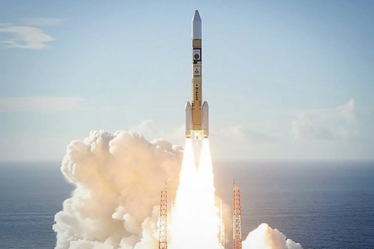 Japonya, yüksek hız kapasiteli iletişim uyduları fırlattı