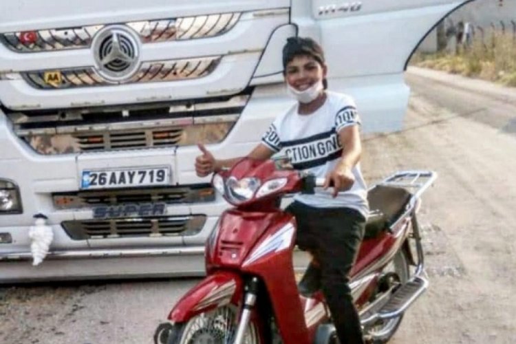 14 yaşındaki Salih, motosiklet kazasında &ouml;ld&uuml;