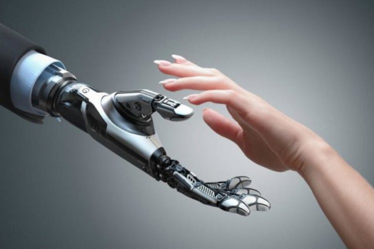 Pandemide vir&uuml;se tam bağışık robotlar pop&uuml;ler hale geldi
