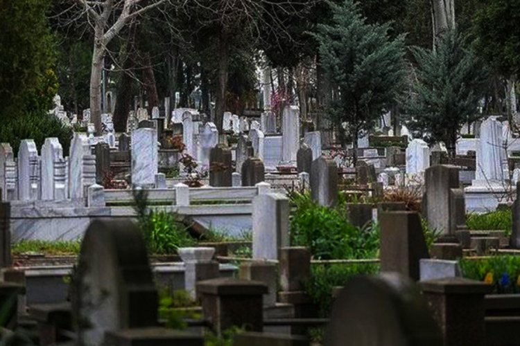 Diyarbakır'da Koronavir&uuml;s nedeniyle 1 milyon 603 metrekare alana mezarlık kuruluyor