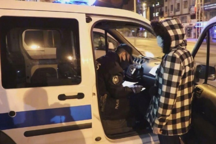 Denizli'de, sokak kısıtlamasını ihlal eden 98 kişiye 45 bin lira ceza