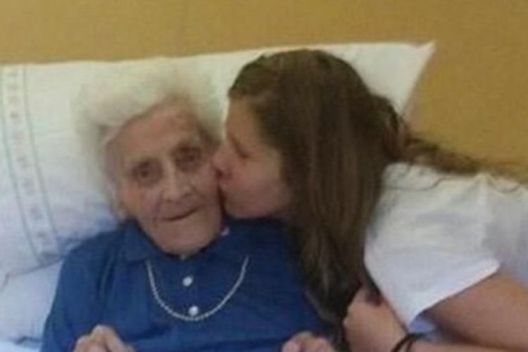 101 yaşında 3 kez corona virüsü yendi