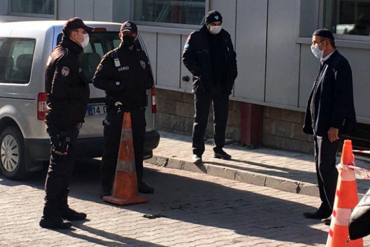 Karantina s&uuml;resinin dolmasına 1 g&uuml;n kala PTT'ye gitmiş
