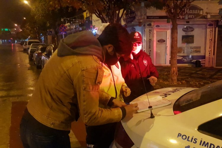 Bursa'da sokağa &ccedil;ıkma kısıtlamasına uymayan 11 kişiye ceza