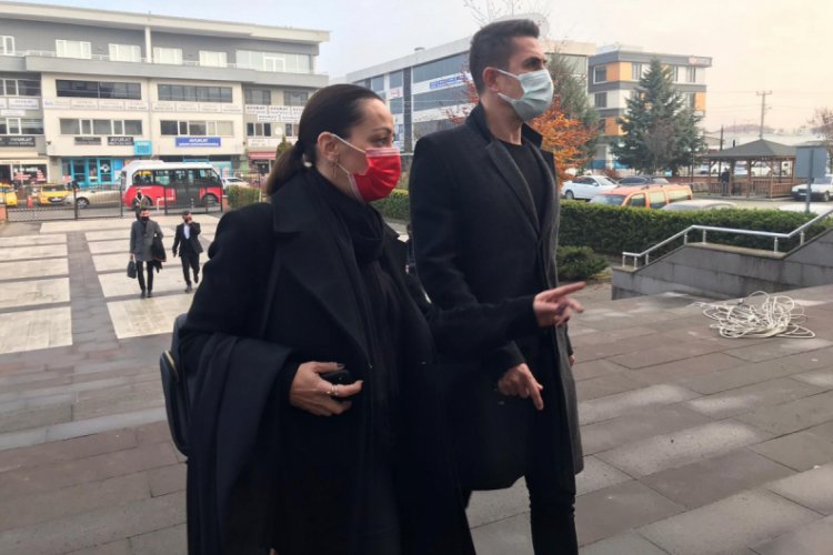 "Emre Aşık'ı &ouml;ld&uuml;rtmek i&ccedil;in kanlı ete ateş ettirdi"