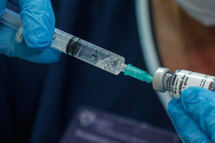 Rusya'da Kovid-19'a karşı toplu aşılama gelecek hafta başlayacak