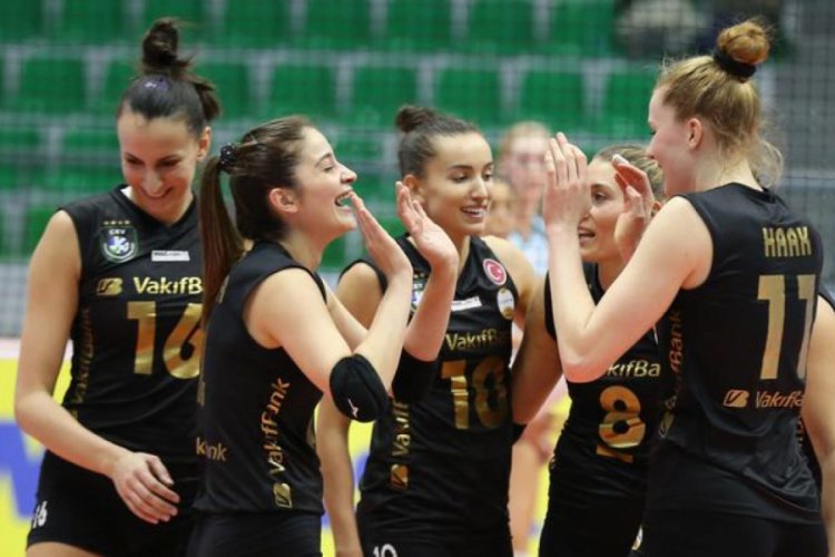 VakıfBank ligdeki liderliğini s&uuml;rd&uuml;r&uuml;yor