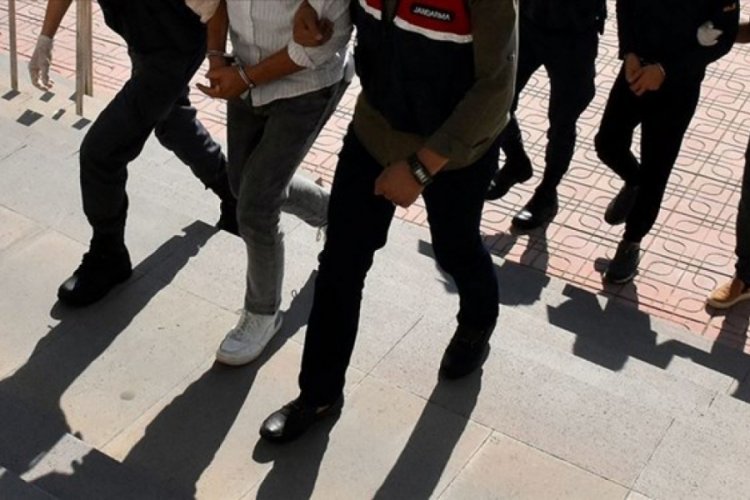 İzmir'de DEAŞ bağlantılı selefi gruplara operasyon: 11 gözaltı