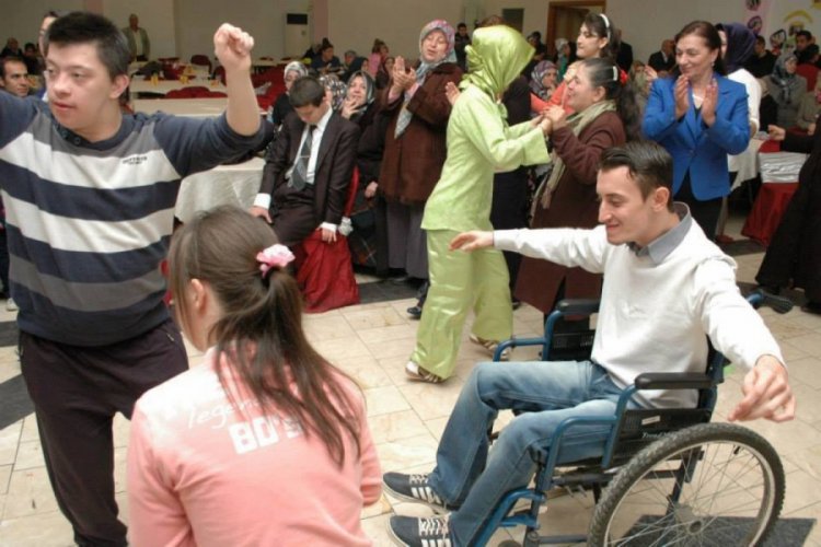 Bursa Yenişehir Zihinsel ve Bedensel Engelliler Derneği Başkanı: Korona en çok engellileri vurdu