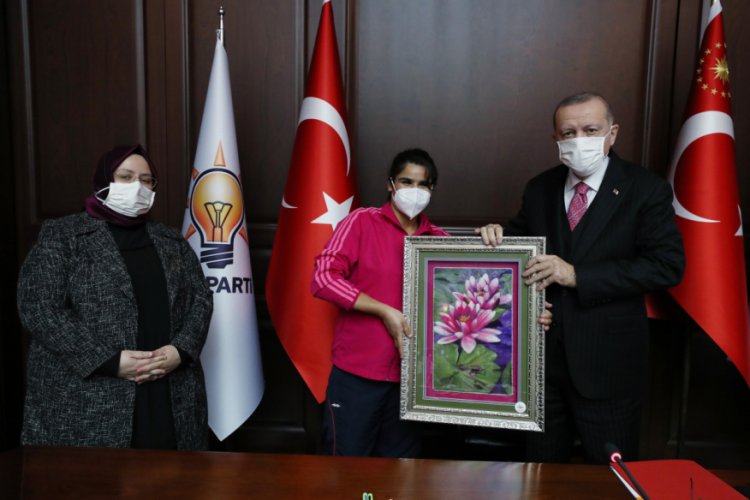 Cumhurbaşkanı Erdoğan, engelli vatandaşlarla bir araya geldi