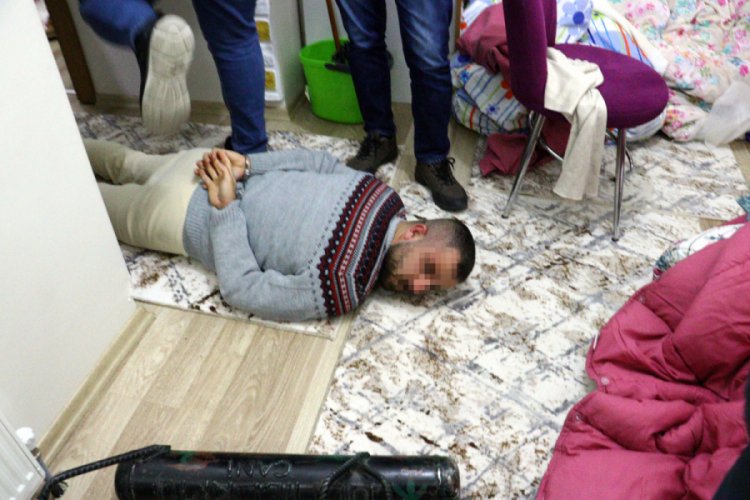 Ankara'da uyuşturucu satıcılarına şafak operasyonu: 11 gözaltı