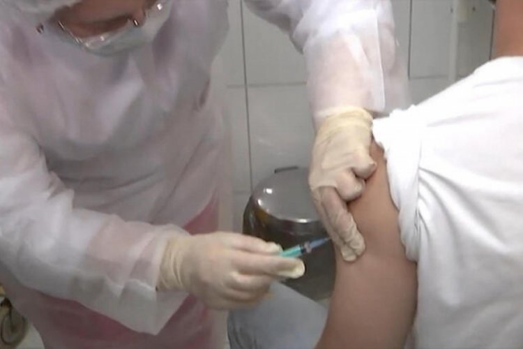 Rusya'da koronavirüse karşı aşılama başladı