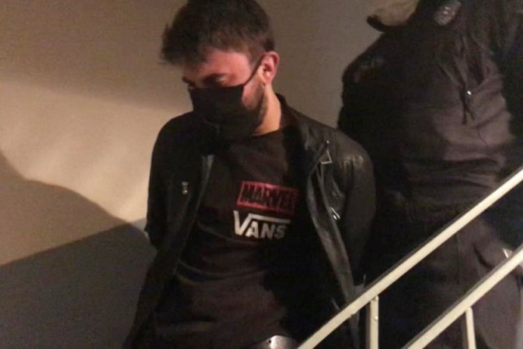 Bursa'da hırsızlık ş&uuml;phelisini lin&ccedil;ten polis kurtardı