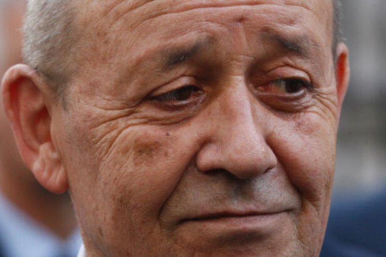 Fransa Dışişleri Bakanı Le Drian, Mısır Cumhurbaşkanı Sisi ile g&ouml;r&uuml;şt&uuml;