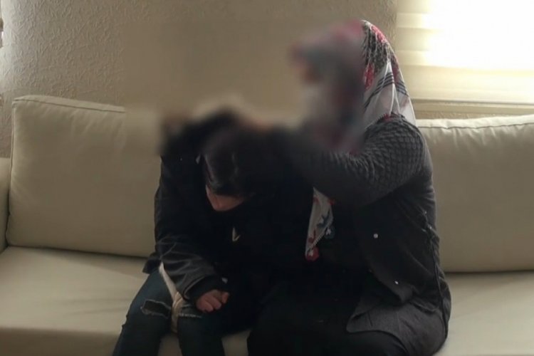 İkna edilerek teslim olan PKK'lı ailesiyle buluştu