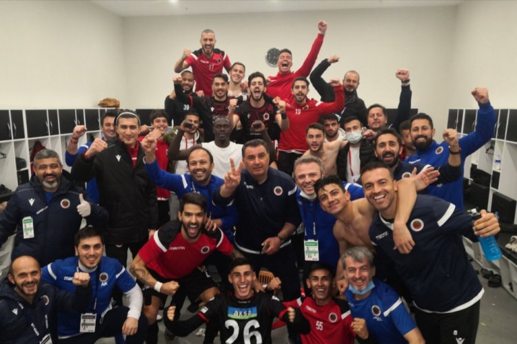 Gen&ccedil;lerbirliği Candeias ile g&uuml;l&uuml;yor